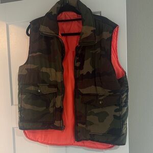 Camouflage Puffer Vest reversible
